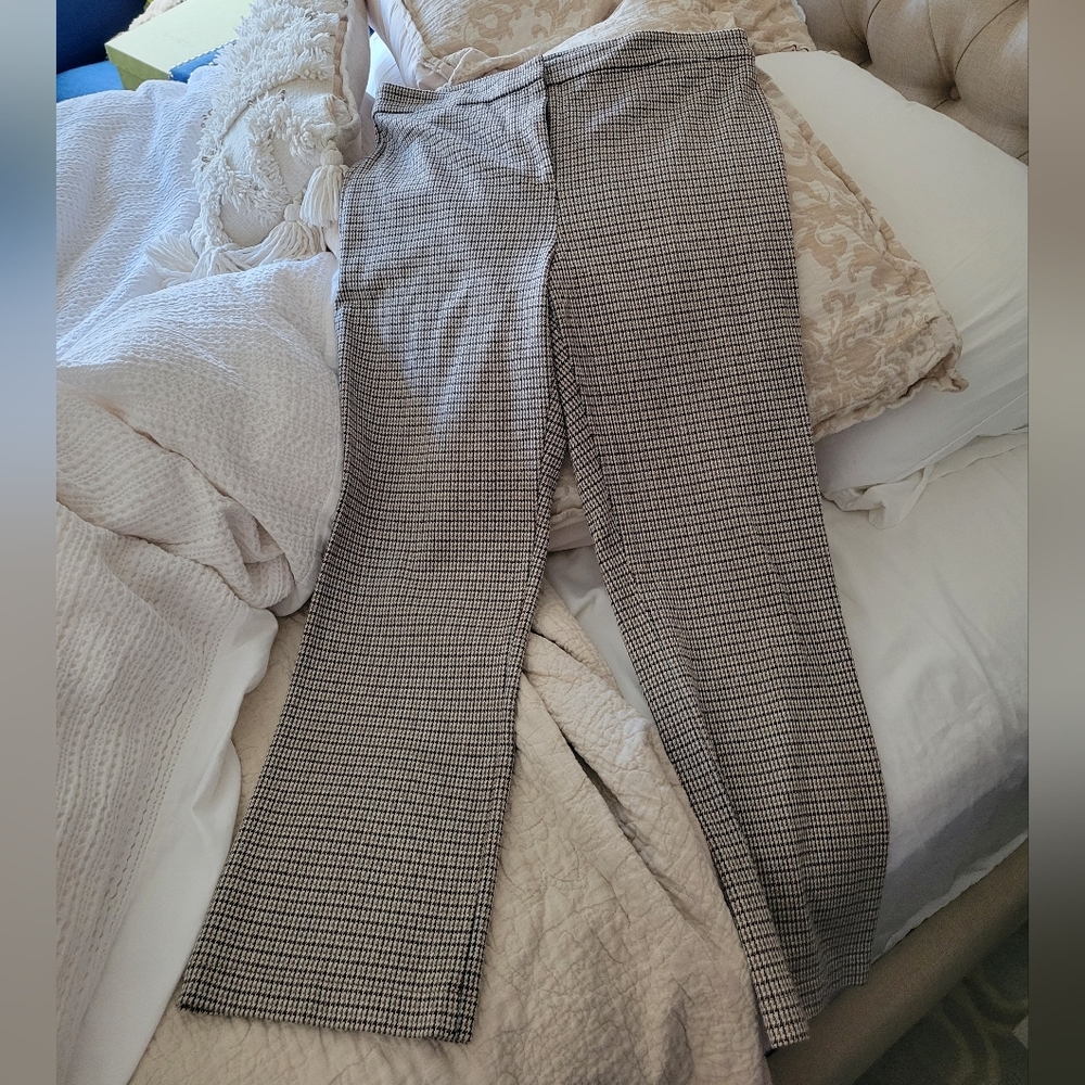 Theory Wool Cropped pants